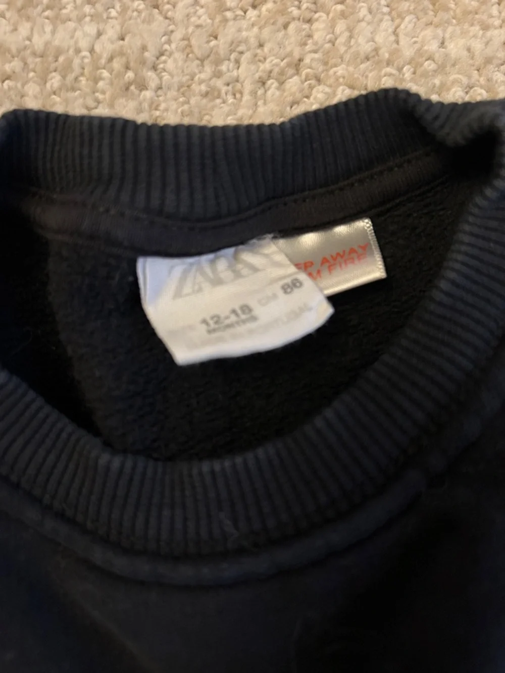 Zara toddler sweatshirt - Picture 2 of 4